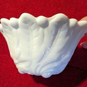 Set of 8 Milk Glass Leaf Custard bowls